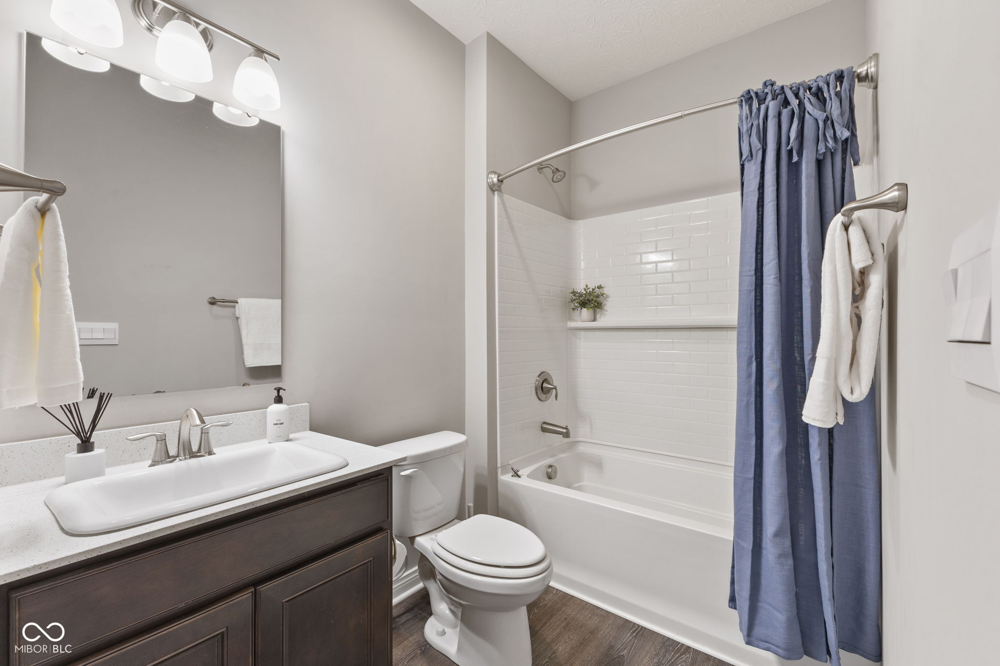 6341 Stallion Way Indianapolis, IN 46260 - Photo 13 of 28