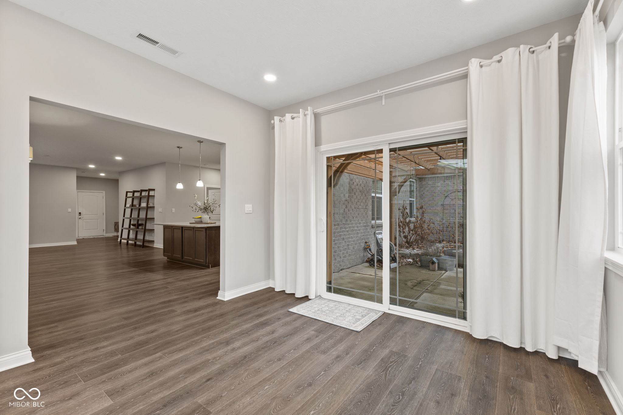 6341 Stallion Way Indianapolis, IN 46260 - Photo 19 of 28