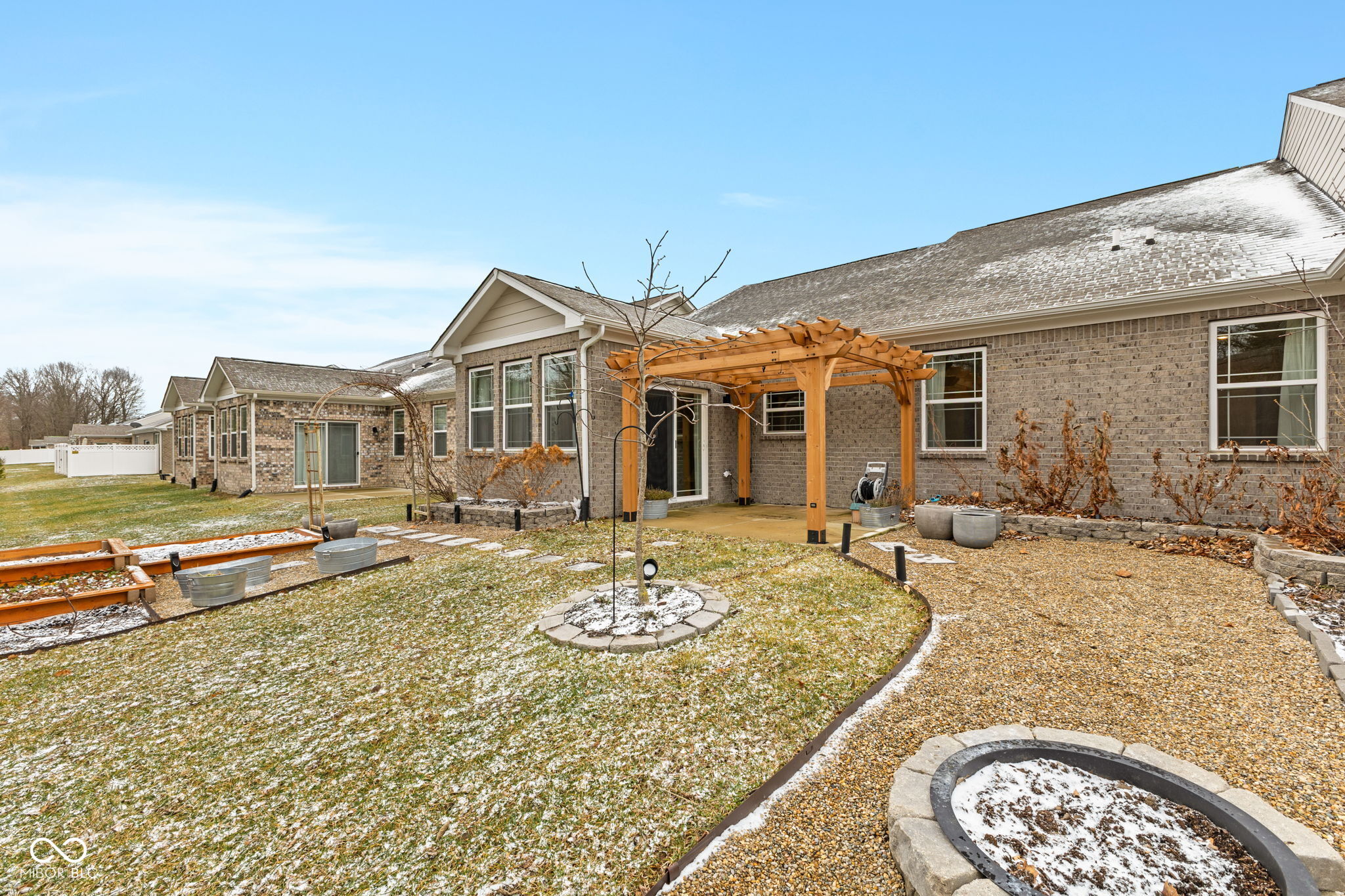 6341 Stallion Way Indianapolis, IN 46260 - Photo 7 of 28