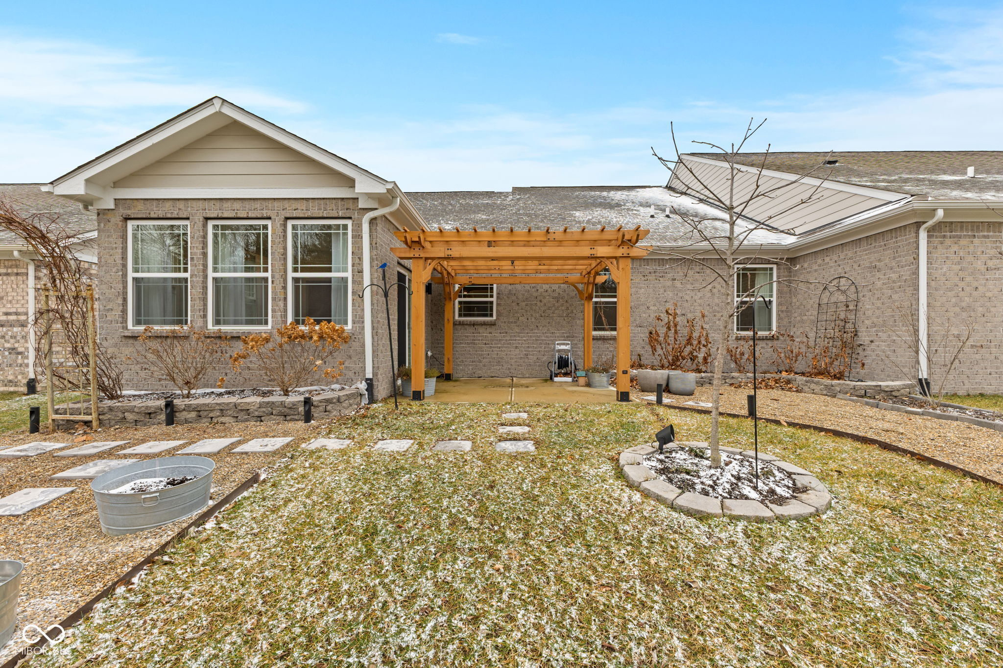 6341 Stallion Way Indianapolis, IN 46260 - Photo 8 of 28