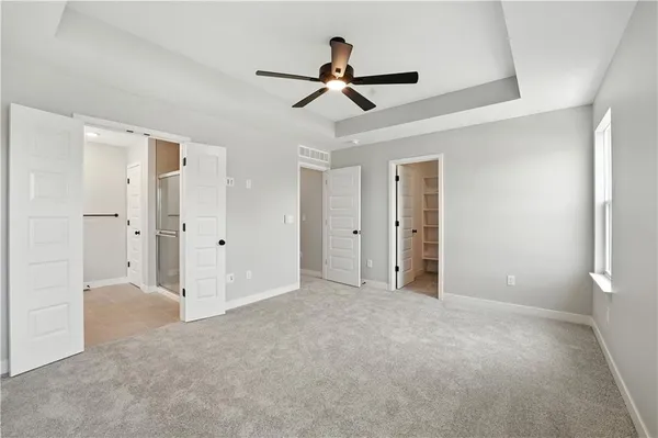 $409,988 | 707 Glenn Circle, Raymore, MO 64083