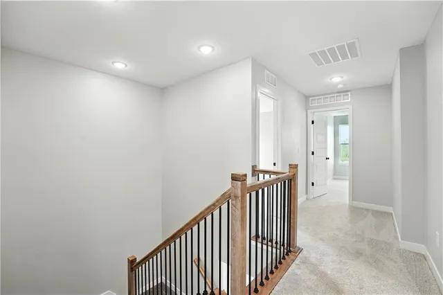 $399,950 | 707 Glenn Circle, Raymore, MO 64083