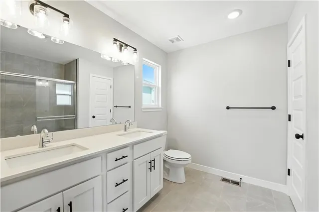 $399,950 | 707 Glenn Circle, Raymore, MO 64083