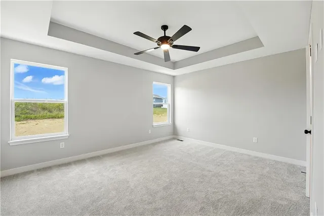 $399,950 | 707 Glenn Circle, Raymore, MO 64083