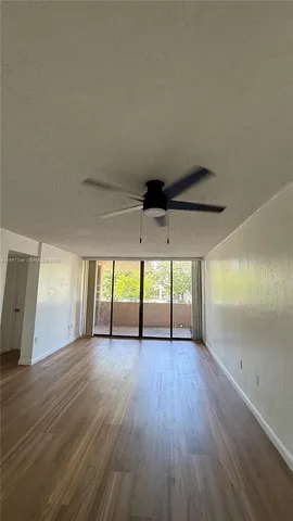 $2,300 | 10400 Southwest 108th Avenue, Unit A202, Miami, FL 33176
