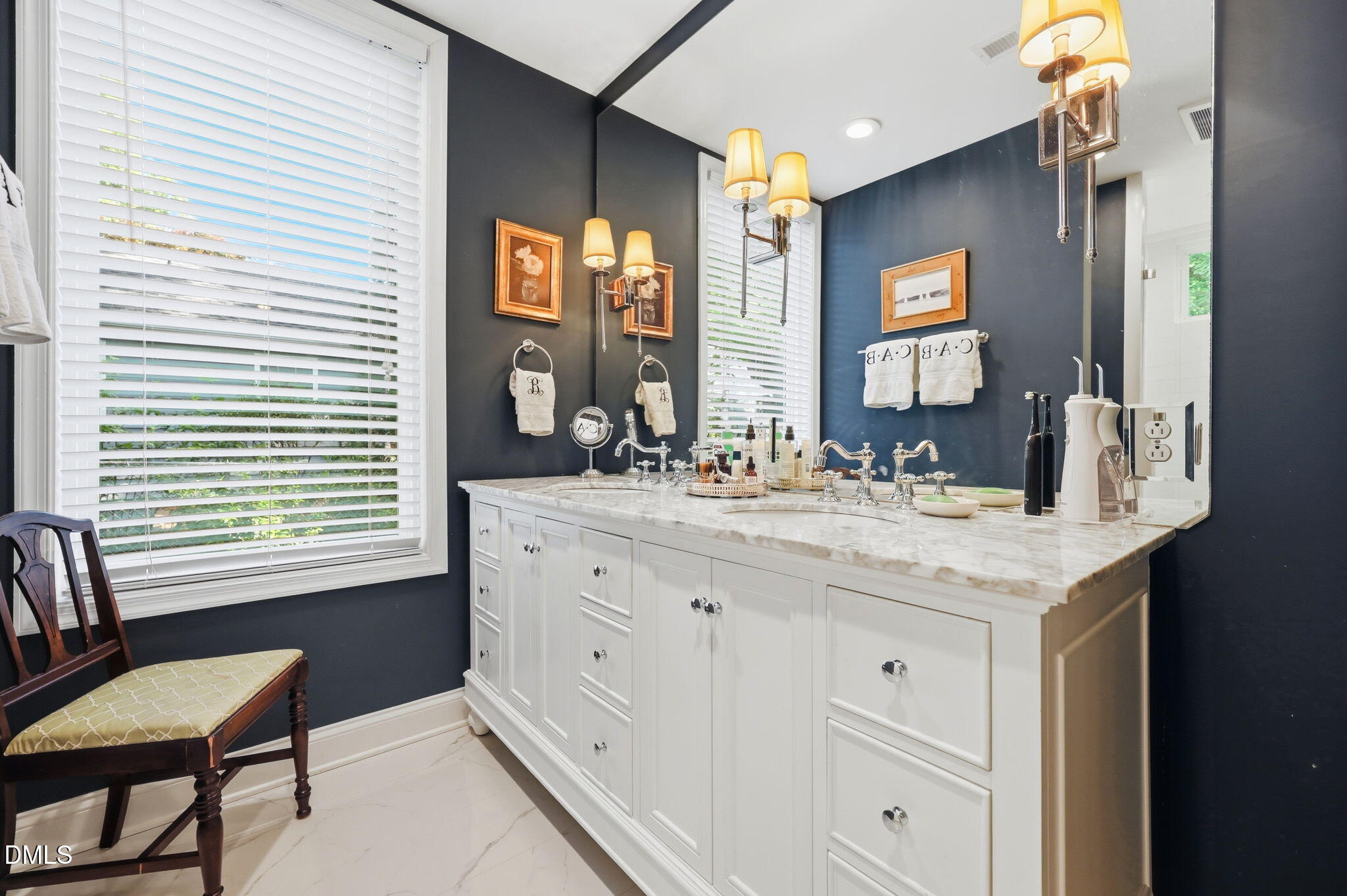 703 Harris Street Raleigh, NC 27607 - Photo 12 of 34 24-web-or-mls-IMG_9944