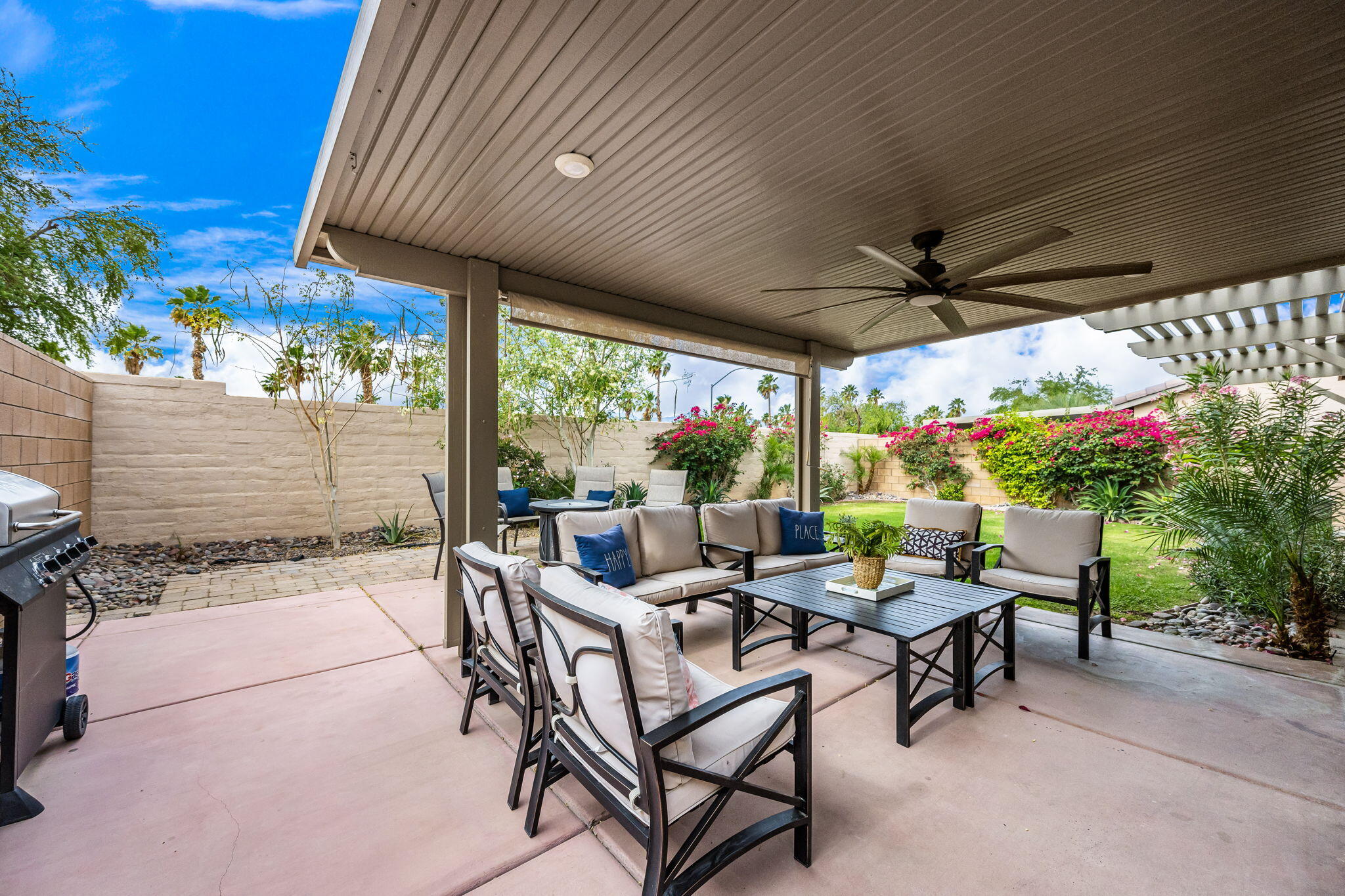 84131 Azzura Way Indio, CA 92203 - Photo 23 of 38 a outdoor space with furniture