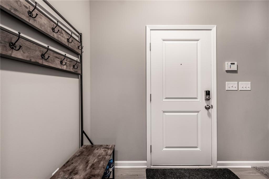 245 Rambling Road Greenfield, IN 46140 - Photo 5 of 42