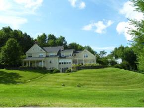 35 Partridge Road Hanover, NH 03755 - Photo 2 of 12