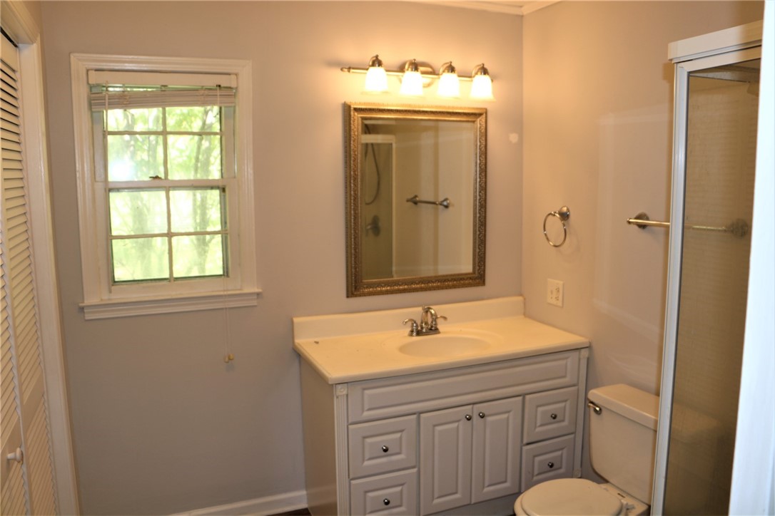 115 Newton Road Seneca, SC 29678 - Photo 12 of 24 Master Bathroom