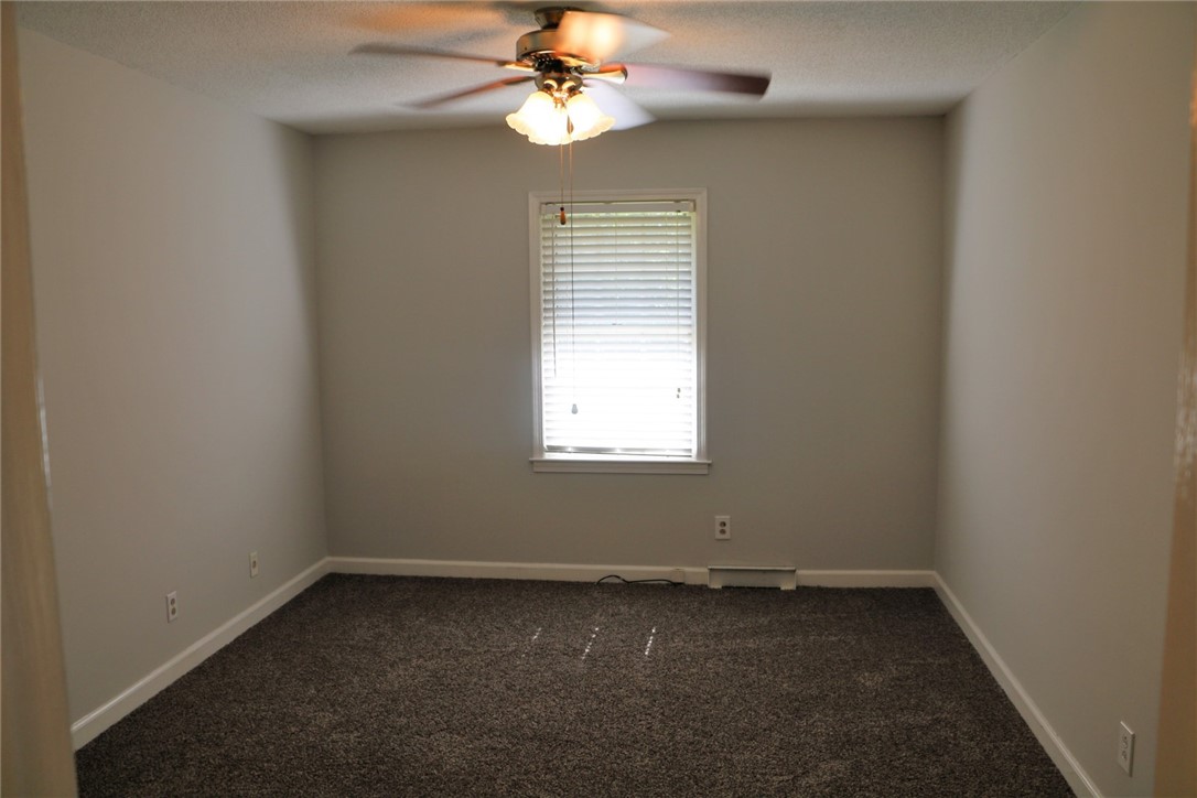 115 Newton Road Seneca, SC 29678 - Photo 18 of 24 Gallery Image 18