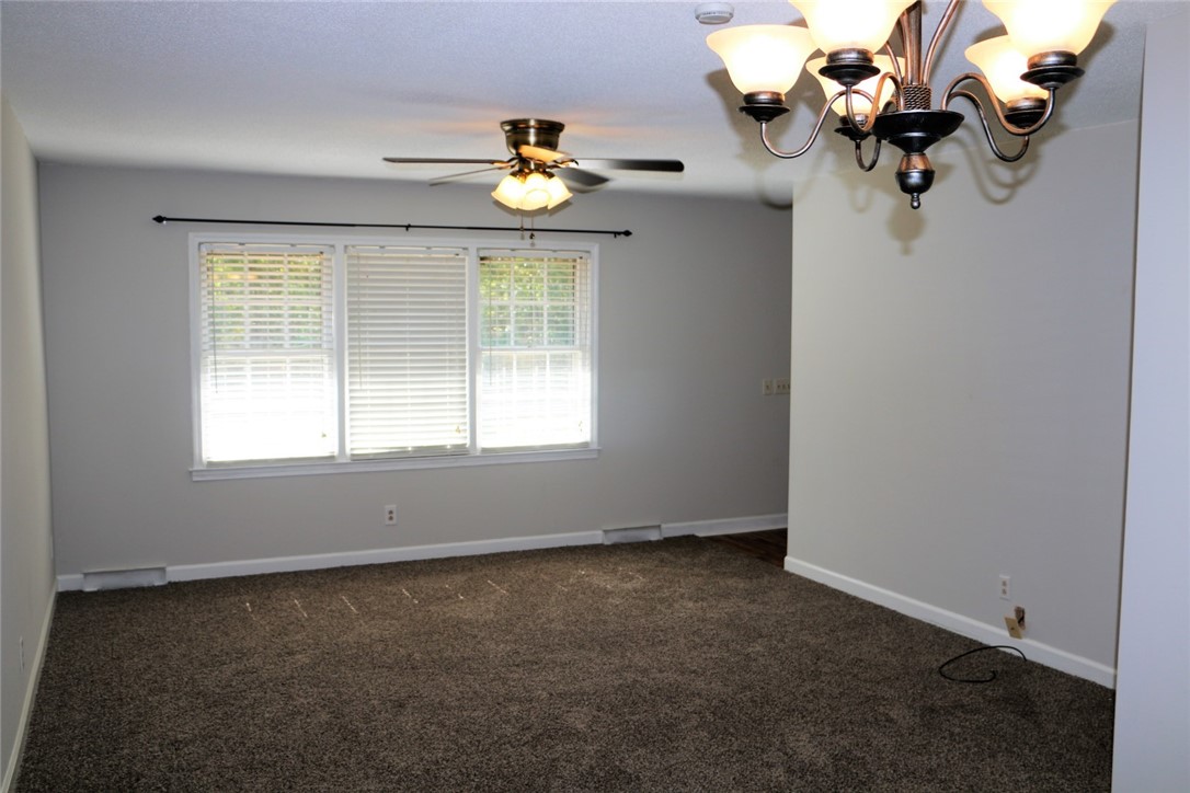 115 Newton Road Seneca, SC 29678 - Photo 2 of 24 Living Room