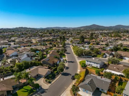 $770,000 | 2020 Gary Lane, Escondido, CA 92026