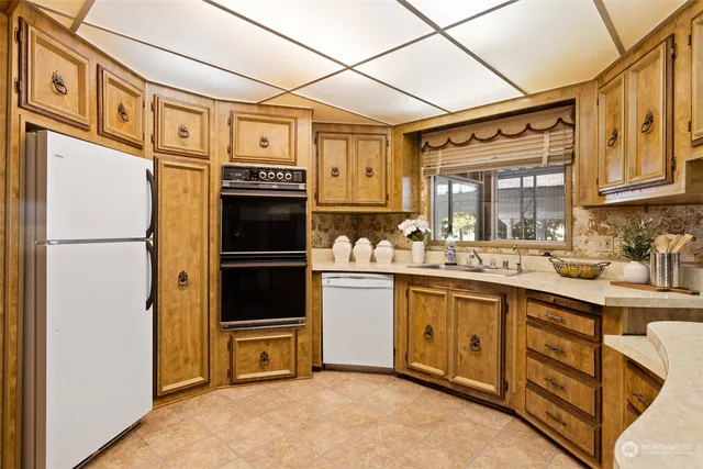 $99,000 | 39 Juniper Mobile Estate, Sequim, WA 98382