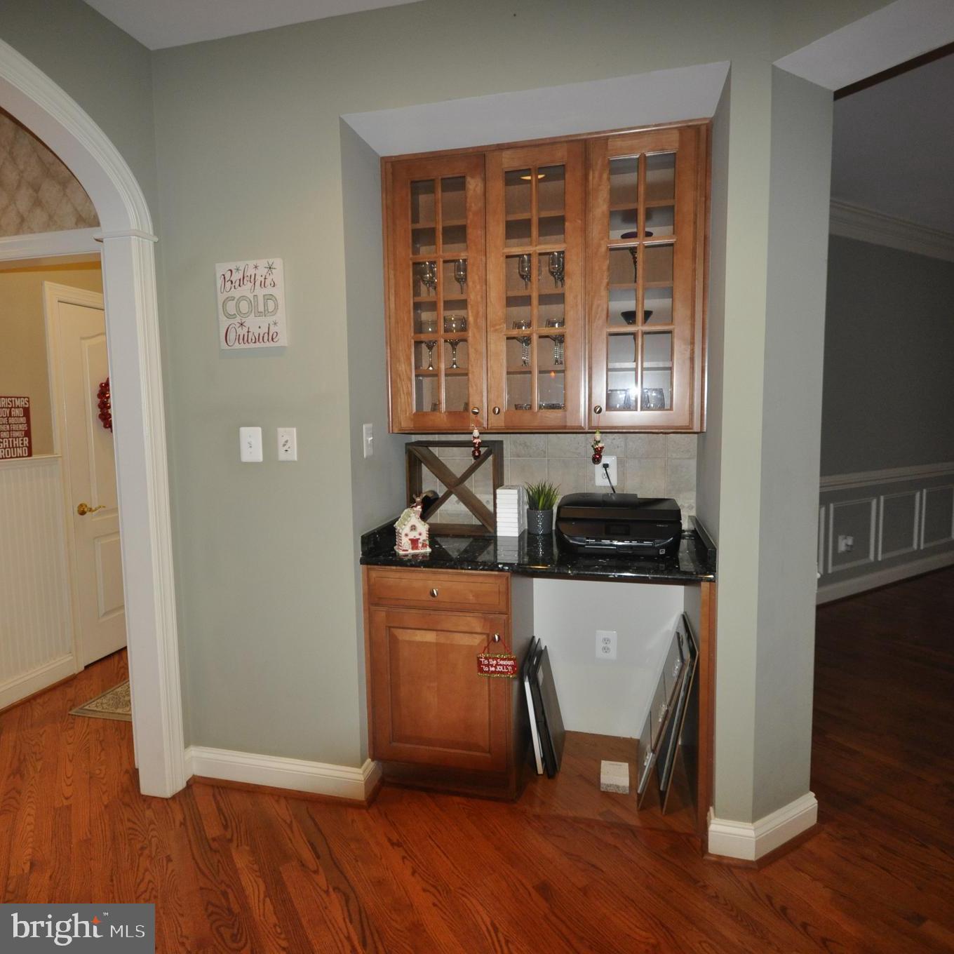 304 Saddleback Trail Mount Airy, MD 21771 - Photo 4 of 29 Butlers Pantry