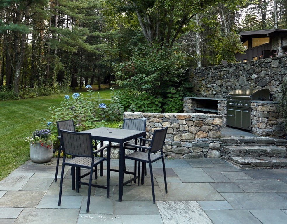 72 Old Farm Road Concord, MA 01742 - Photo 23 of 29 Gallery Image 23