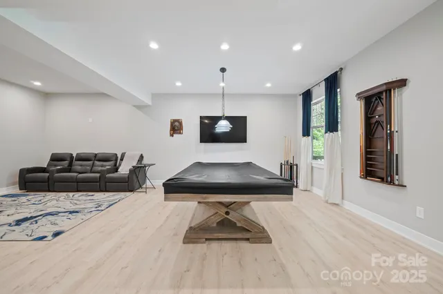 a view of a storage & utility room