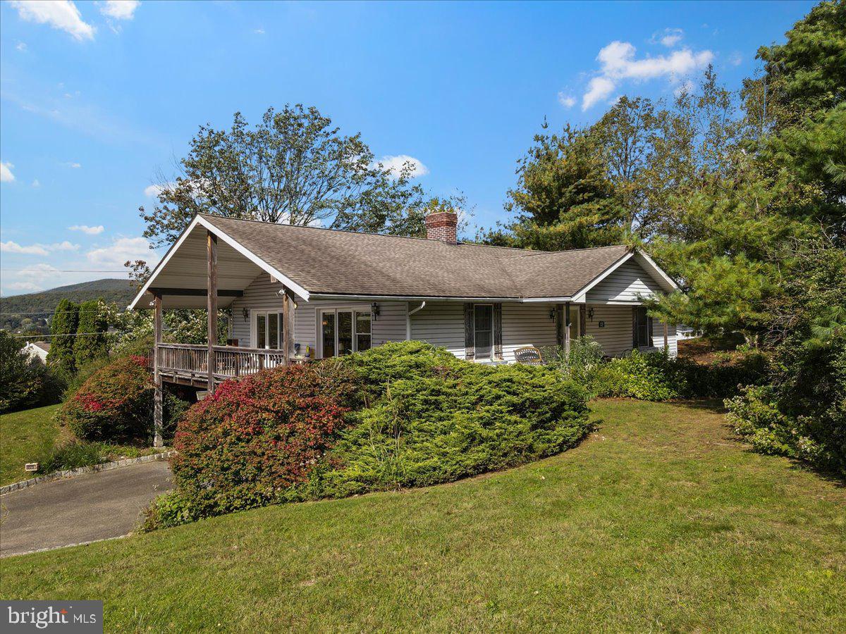 225 Birch Drive Lehighton, PA 18235 - Photo 1 of 51