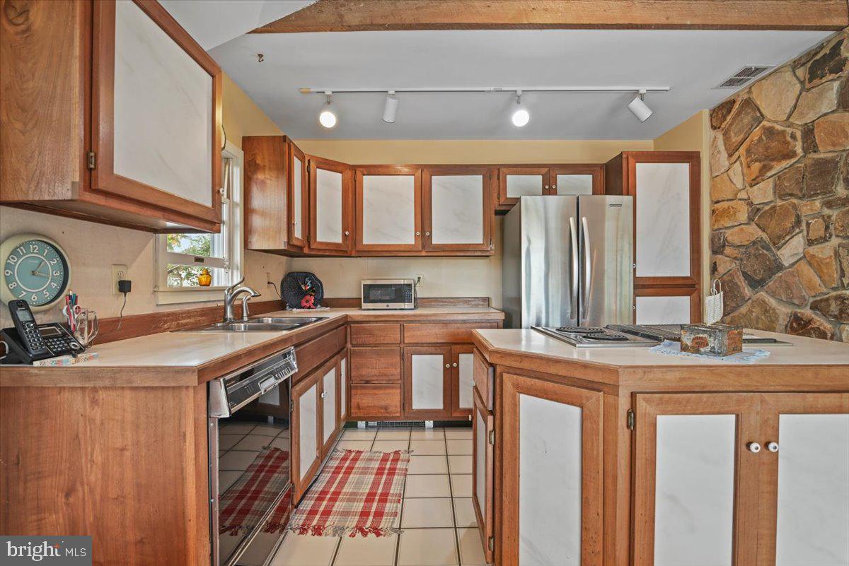 225 Birch Drive Lehighton, PA 18235 - Photo 20 of 51