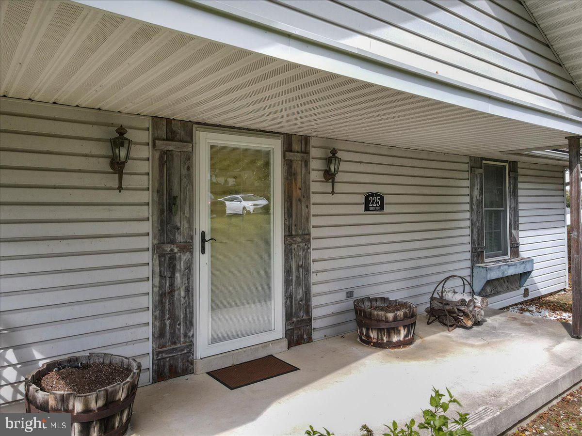 225 Birch Drive Lehighton, PA 18235 - Photo 8 of 51