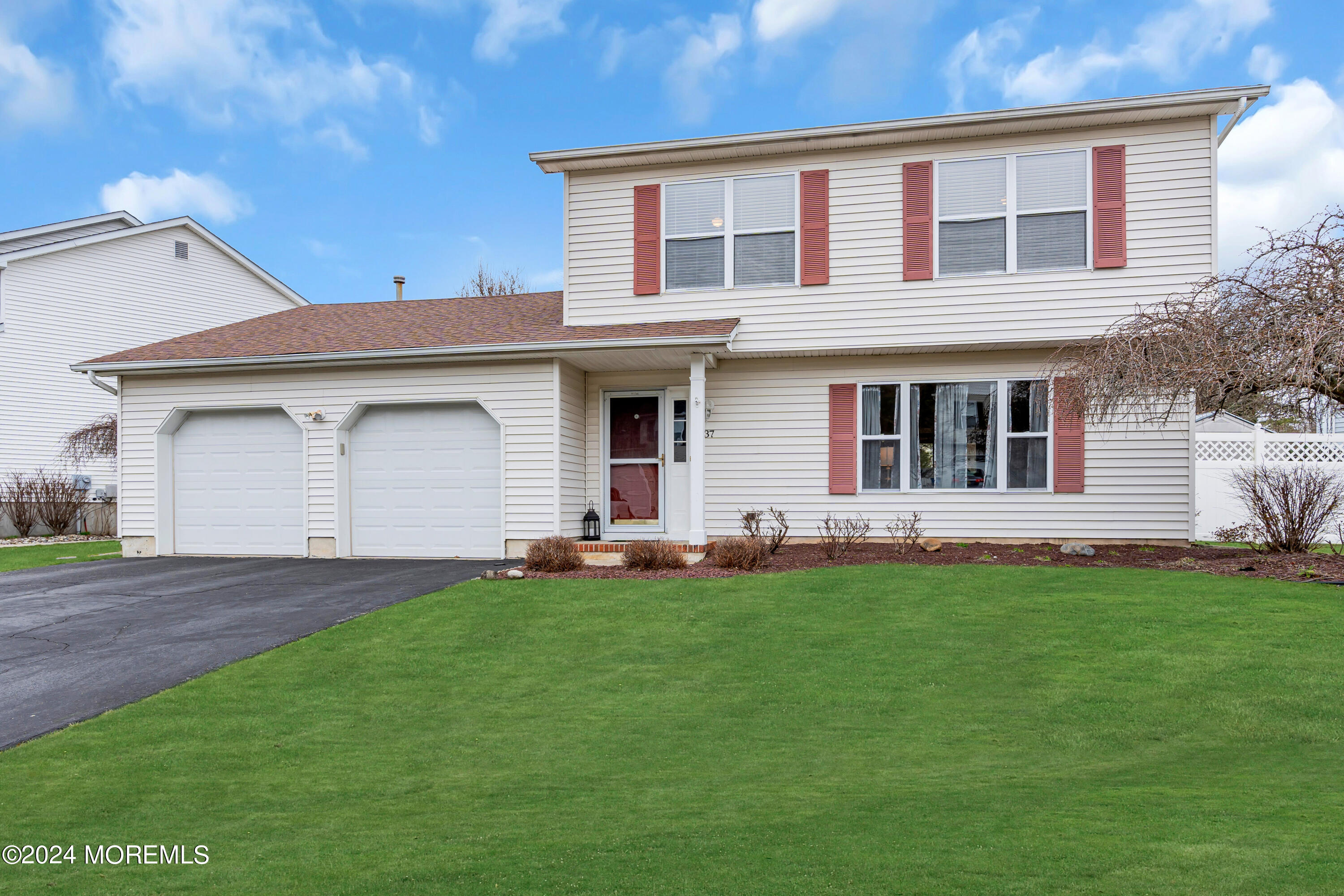 37 Netty Street Howell, NJ 07731 - Photo 6 of 53 003_dsc03247-1editb