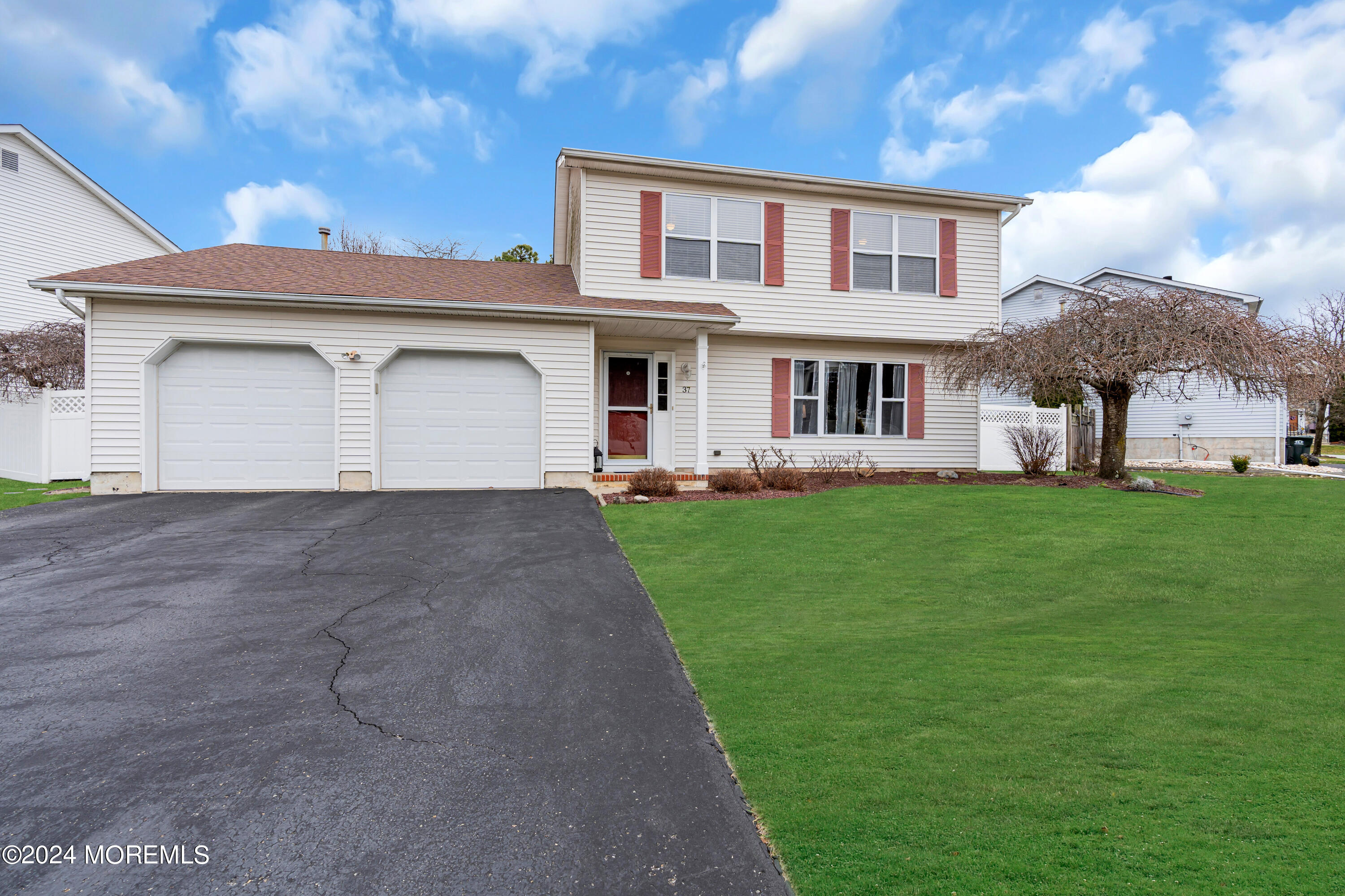 37 Netty Street Howell, NJ 07731 - Photo 7 of 53 004_dsc03252-1