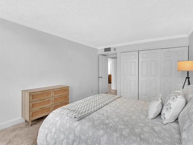 a view of building with yard