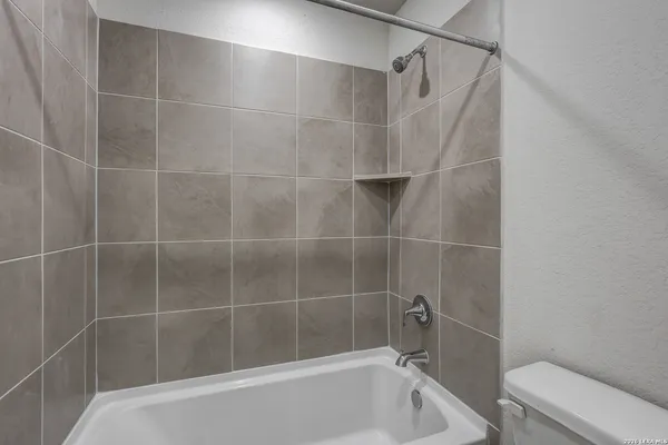 $312,990 | 5631 Franklin Hills, Von Ormy, TX 78073