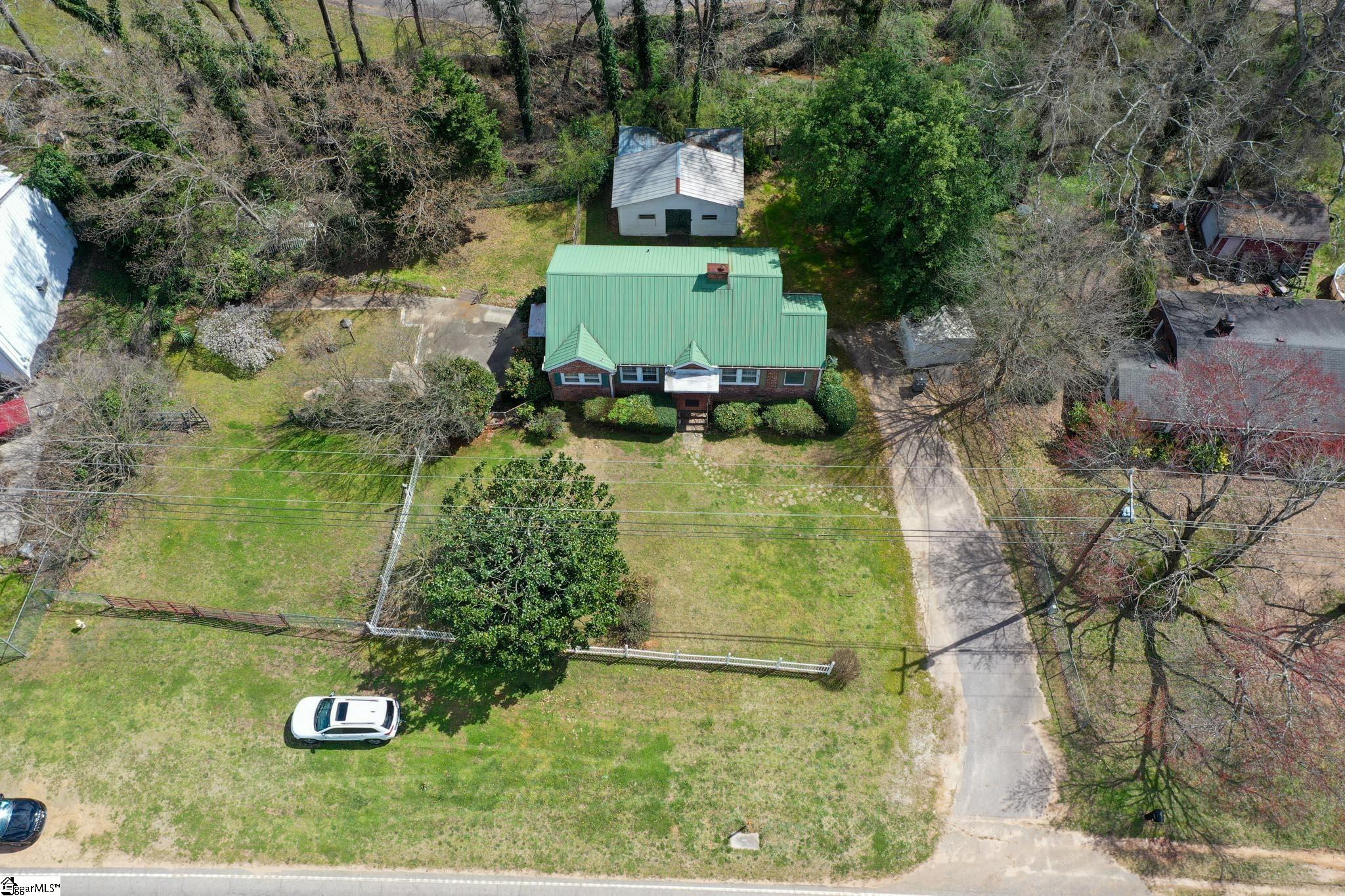 2903 Anderson Road Greenville, SC 29611 - Photo 9 of 30 Gallery Image 9