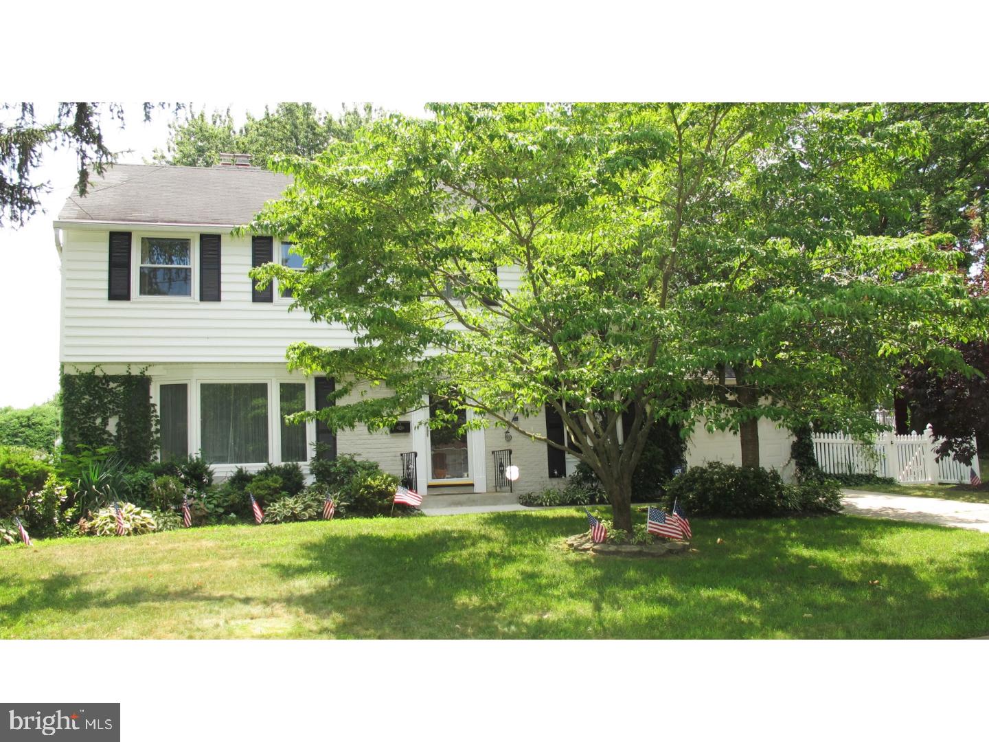 724 Hilltop Road Cinnaminson, NJ 08077 - Photo 1 of 25 Exterior Front