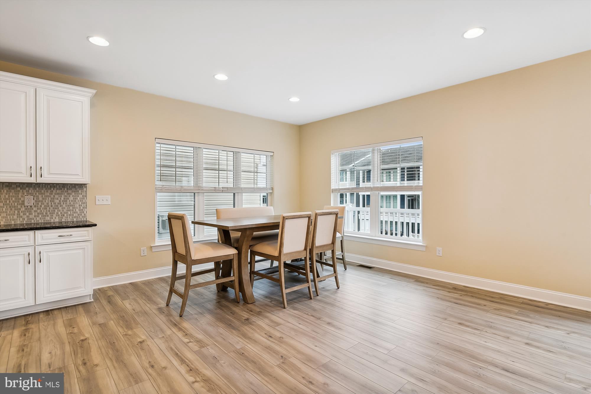 38125 River Street, Unit 19 Ocean View, DE 19970 - Photo 13 of 50 Dining Area