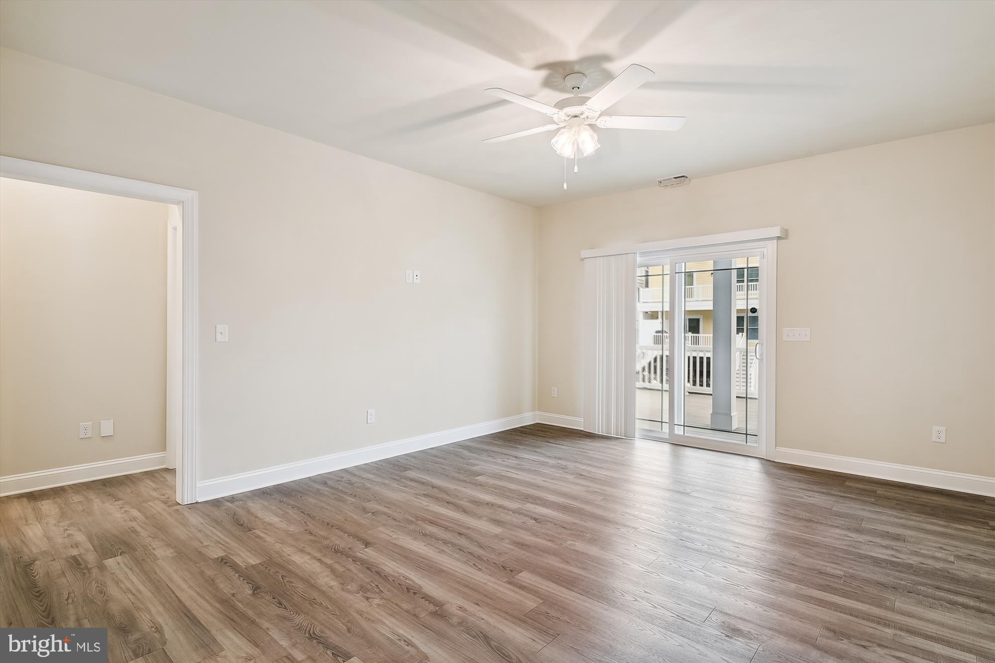 38125 River Street, Unit 19 Ocean View, DE 19970 - Photo 32 of 50 Family Room