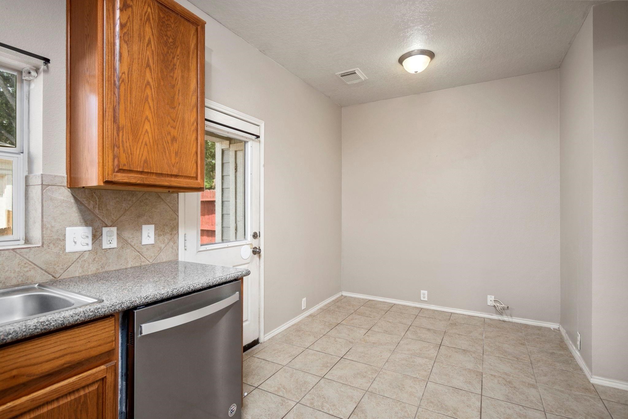 29706 Parliament Hills Drive Spring, TX 77386 - Photo 12 of 39