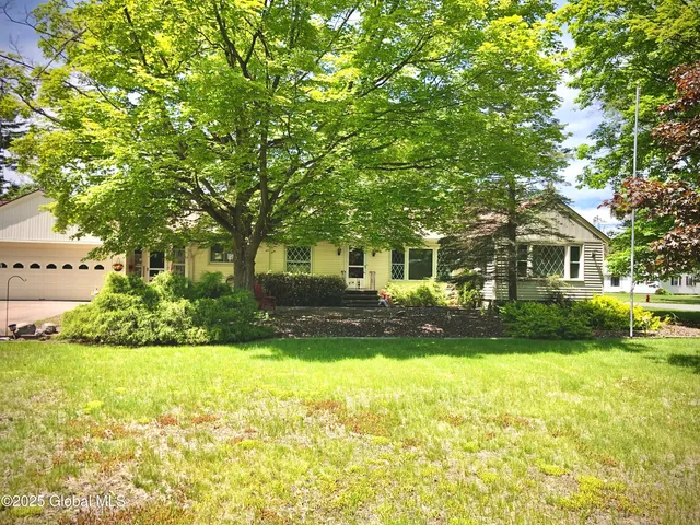 $369,000 | 607 Gansevoort Road, Moreau, NY 12803