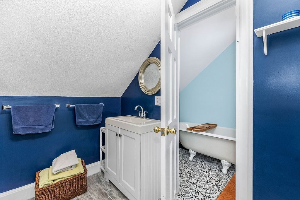 180 Walnut Street Dedham, MA 02026 - Photo 24 of 41
