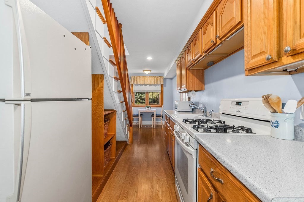 180 Walnut Street Dedham, MA 02026 - Photo 29 of 41