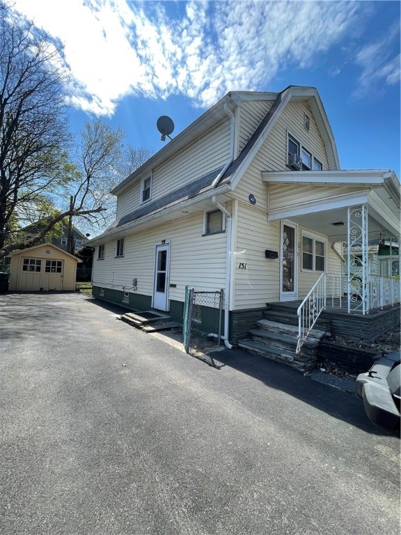 151 Malling Drive Rochester, NY 14621 - Photo 4 of 46