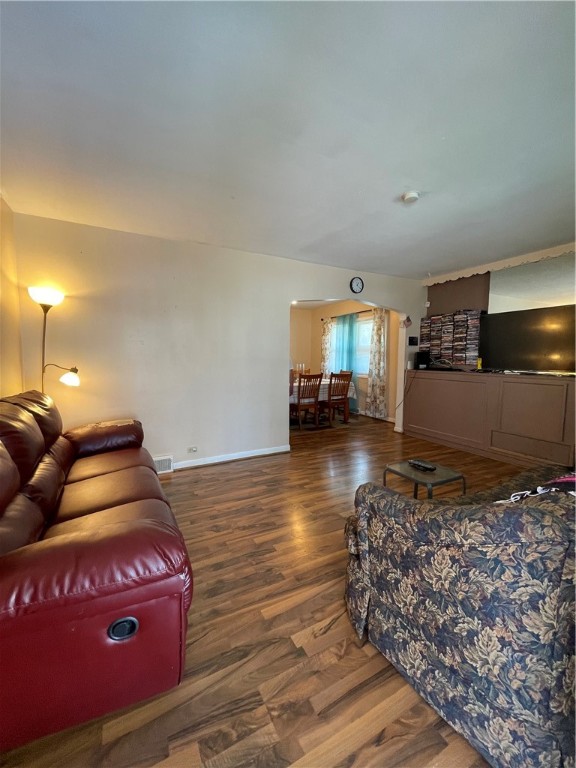 151 Malling Drive Rochester, NY 14621 - Photo 7 of 46