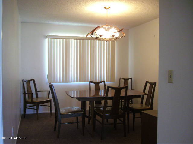 4635 West Hearn Road Glendale, AZ 85306 - Photo 4 of 15 Formal Dining Room