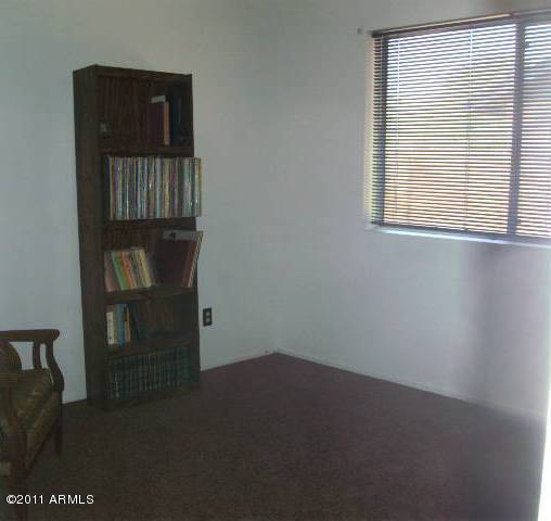 4635 West Hearn Road Glendale, AZ 85306 - Photo 6 of 15 2nd bedroom