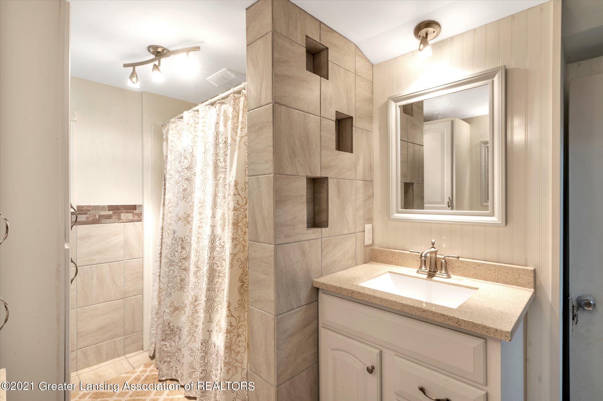 2146 Pray Road Charlotte, MI 48813 - Photo 44 of 75 38-2146-Pray-Rd-Windowstill-Real-Estate-