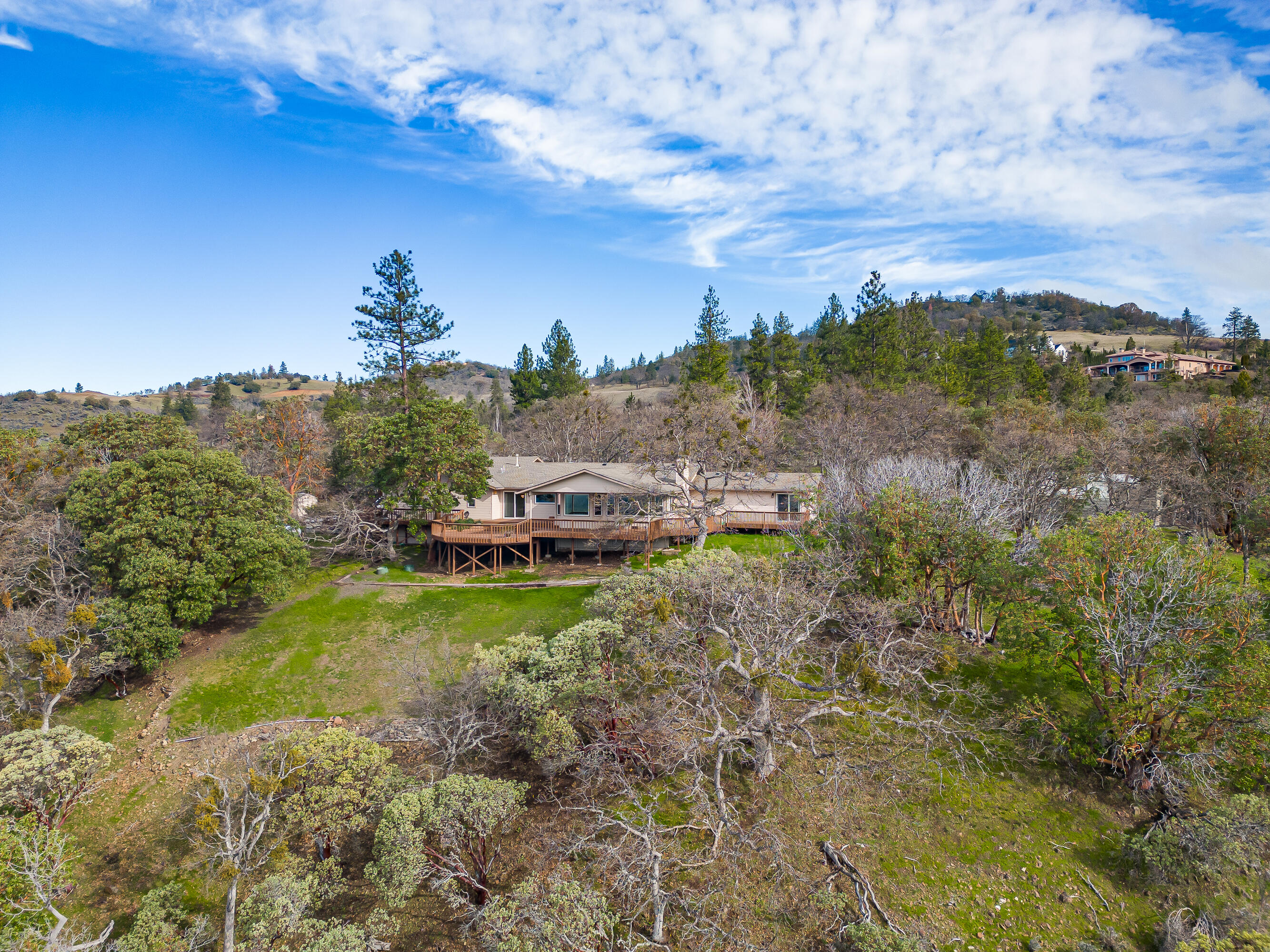 6550 Hillcrest Road Medford, OR 97504 - Photo 54 of 62 Aerial View