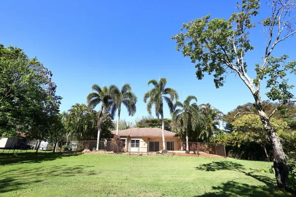 $1,265,000 | 5330 Southwest 199th Avenue, Pembroke Pines, FL 33332