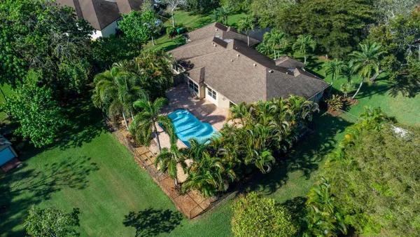 $1,265,000 | 5330 Southwest 199th Avenue, Pembroke Pines, FL 33332