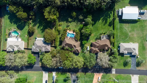 $1,265,000 | 5330 Southwest 199th Avenue, Pembroke Pines, FL 33332