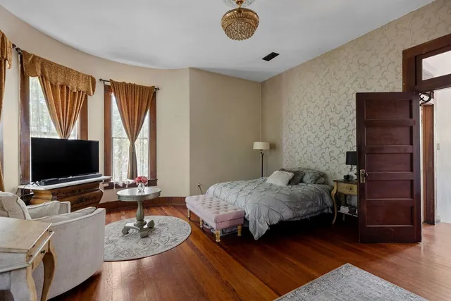 $245,000 | 102 West Myrtle Street, Magnolia, MS 39652