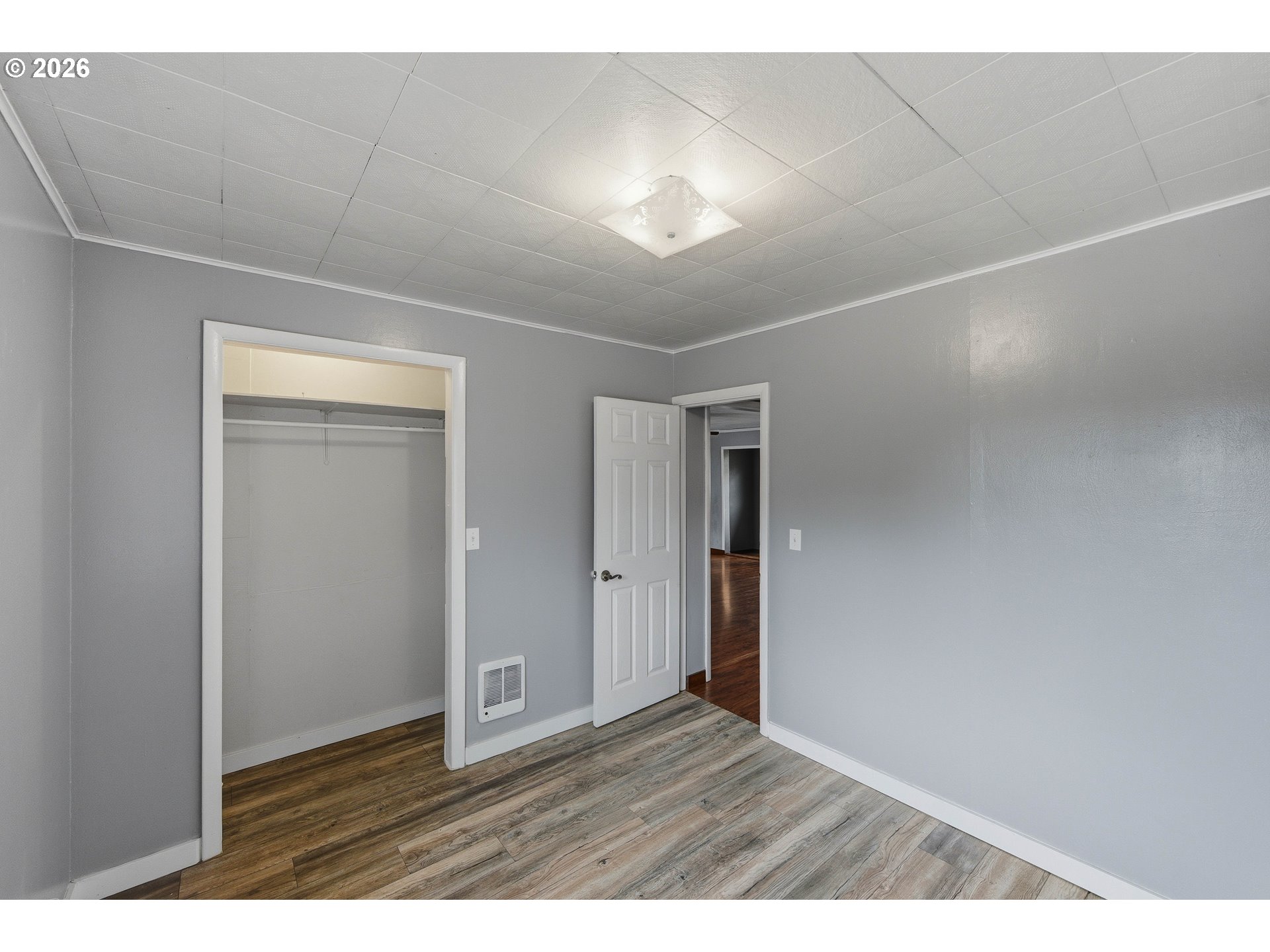 1820 East Cedar Street Myrtle Point, OR 97458 - Photo 15 of 37 Bedroom