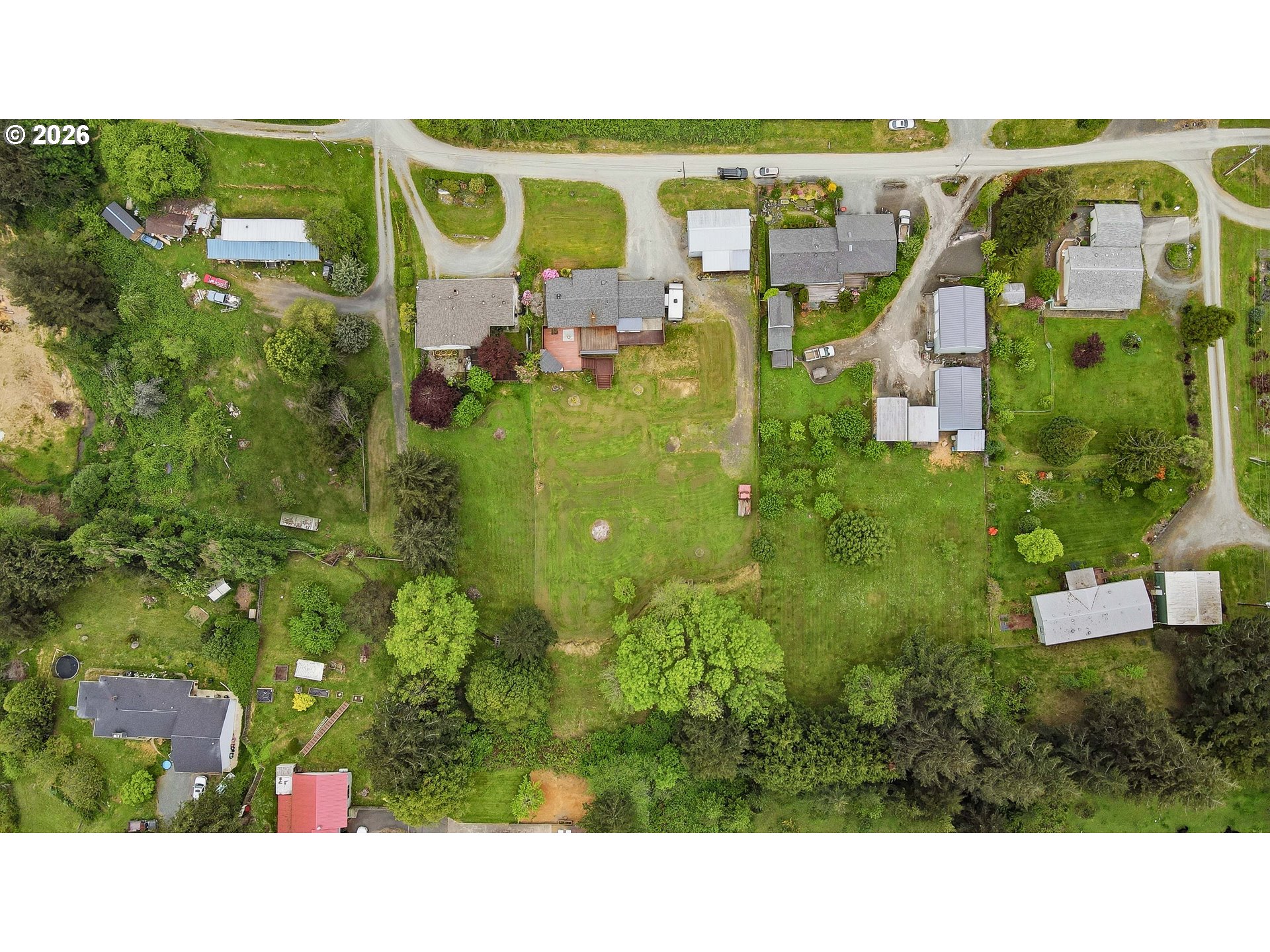 1820 East Cedar Street Myrtle Point, OR 97458 - Photo 26 of 37 Drone View/UAV
