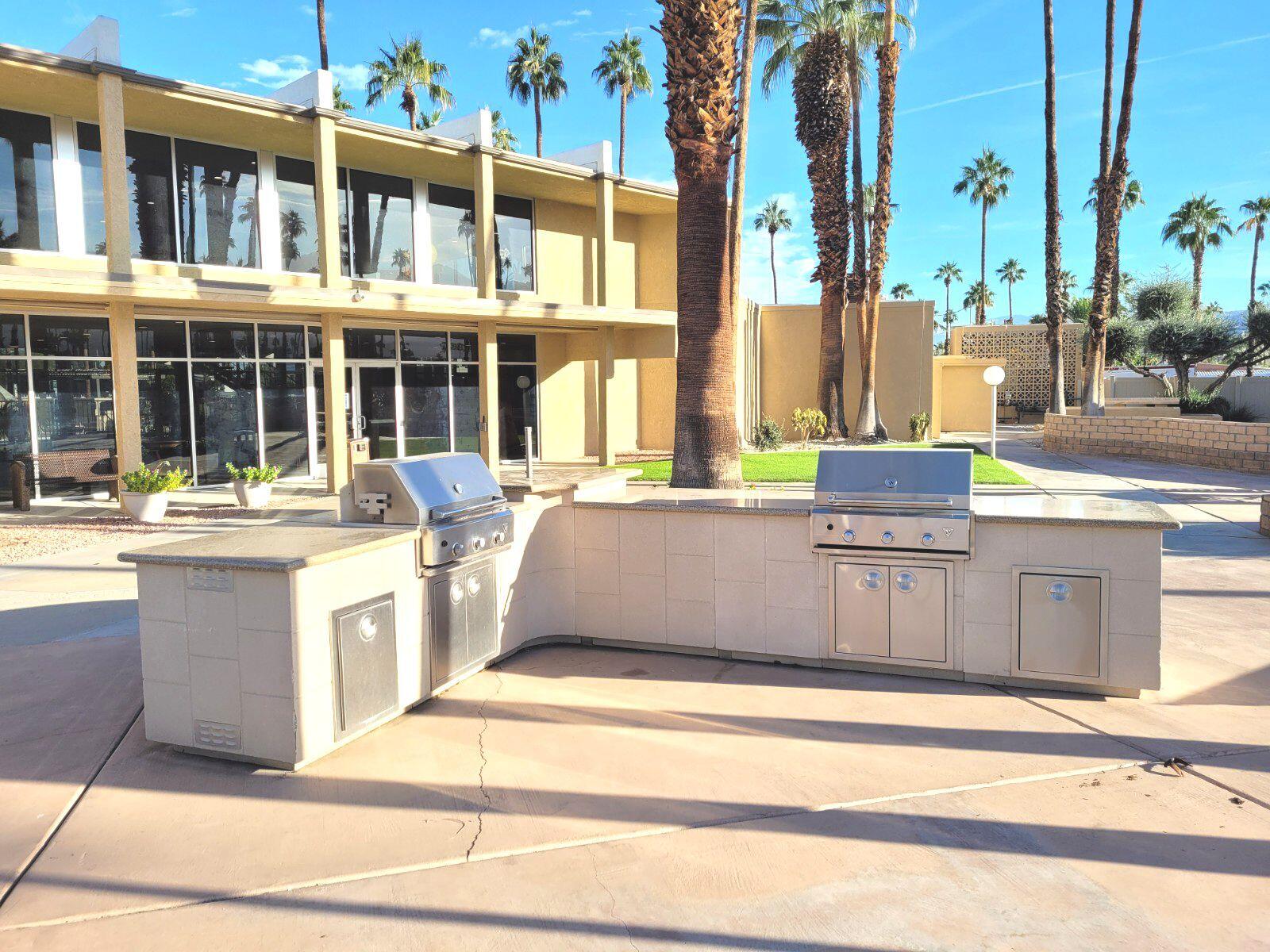 490 Prairie Cathedral City, CA 92234 - Photo 17 of 25 Community BBQ area