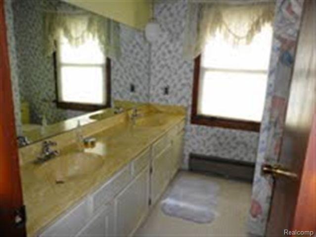 8880 Crawford Road Columbus, MI 48063 - Photo 9 of 16 9